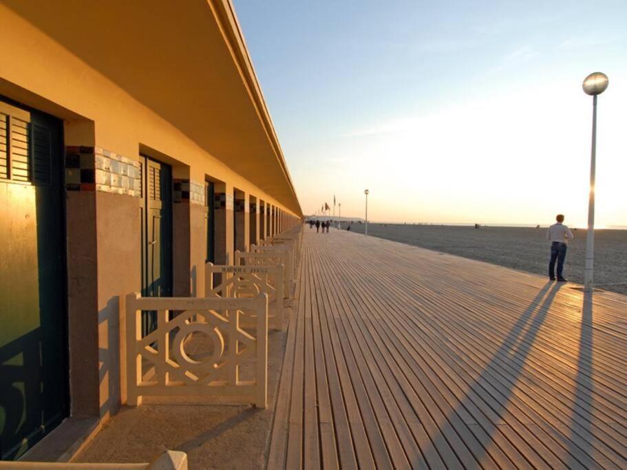 Le Cyrano, Deauville - App. T2 Proche De La Mer Экстерьер фото